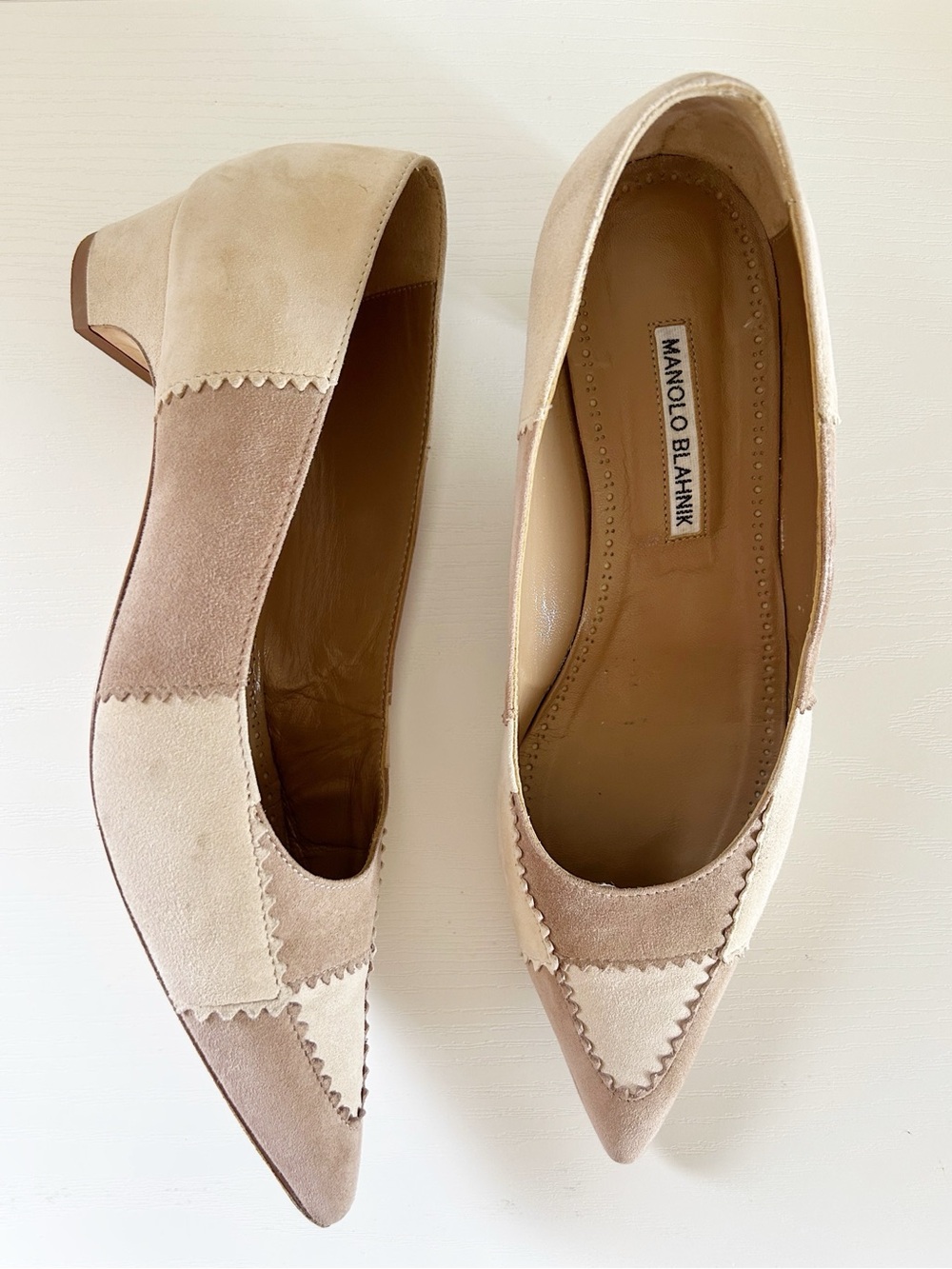 Manolo Blahnik Patchwork Suede Pointed Toe Low Heel Pumps Beige Brown EU40 US10